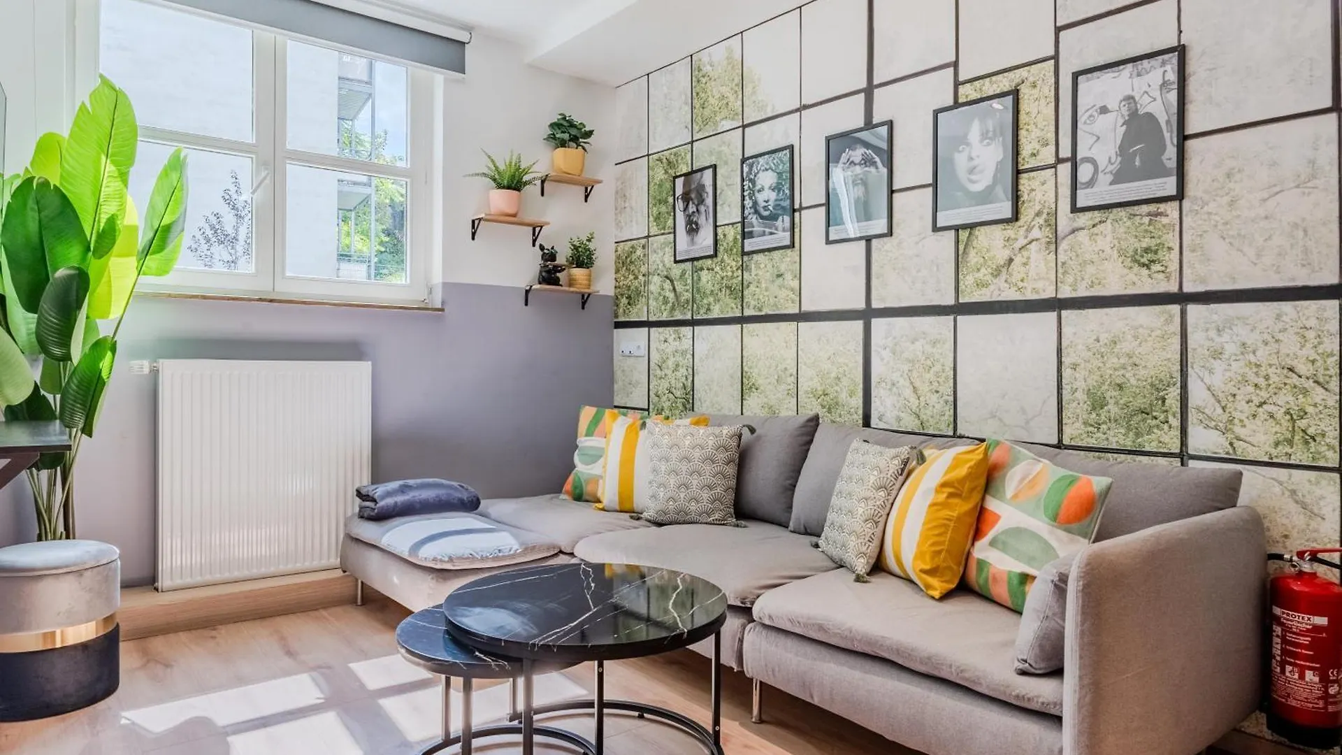 Central Iconic Berlin Characters Apartment Germany